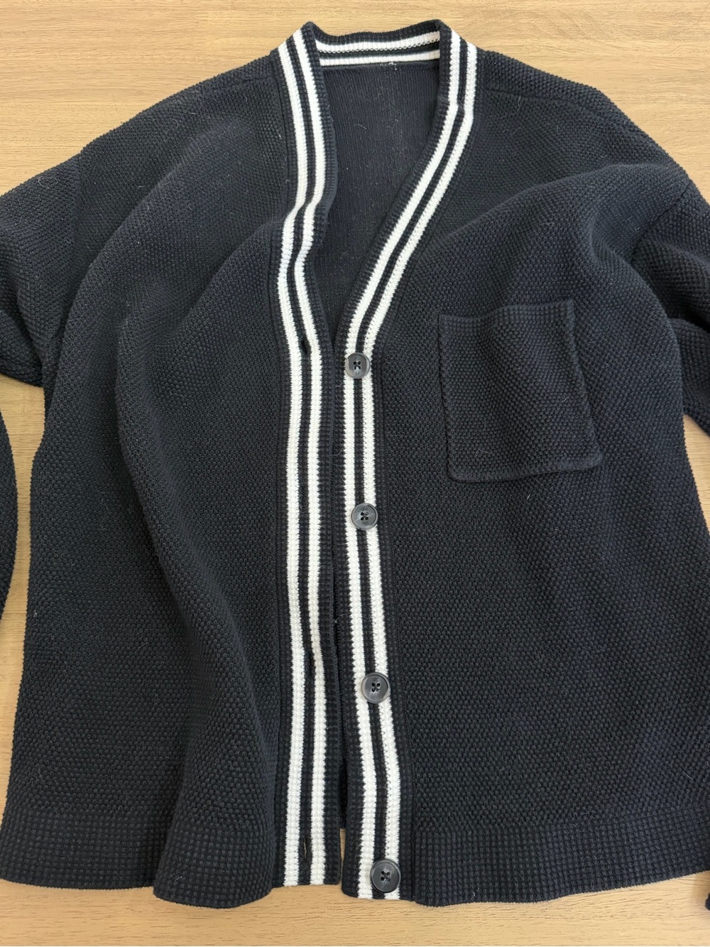 ALO Yoga tennis club cardigan - Picture 2 of 3